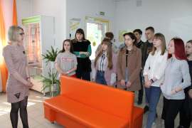 Экскурсия в библиотеку для студентов